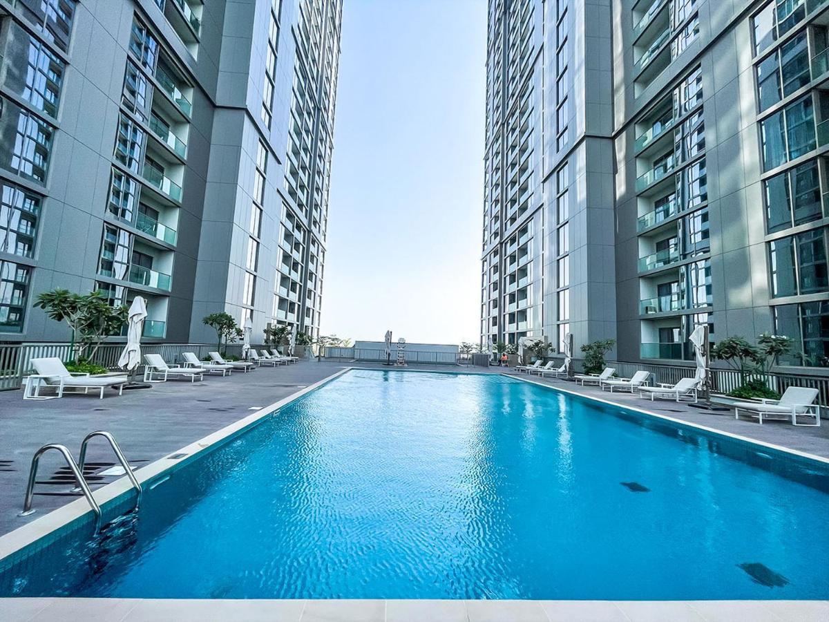Stay By Latinem Luxury 2Br Holiday Home Cv B2513 Near Burj Khalifa Дубай Екстериор снимка