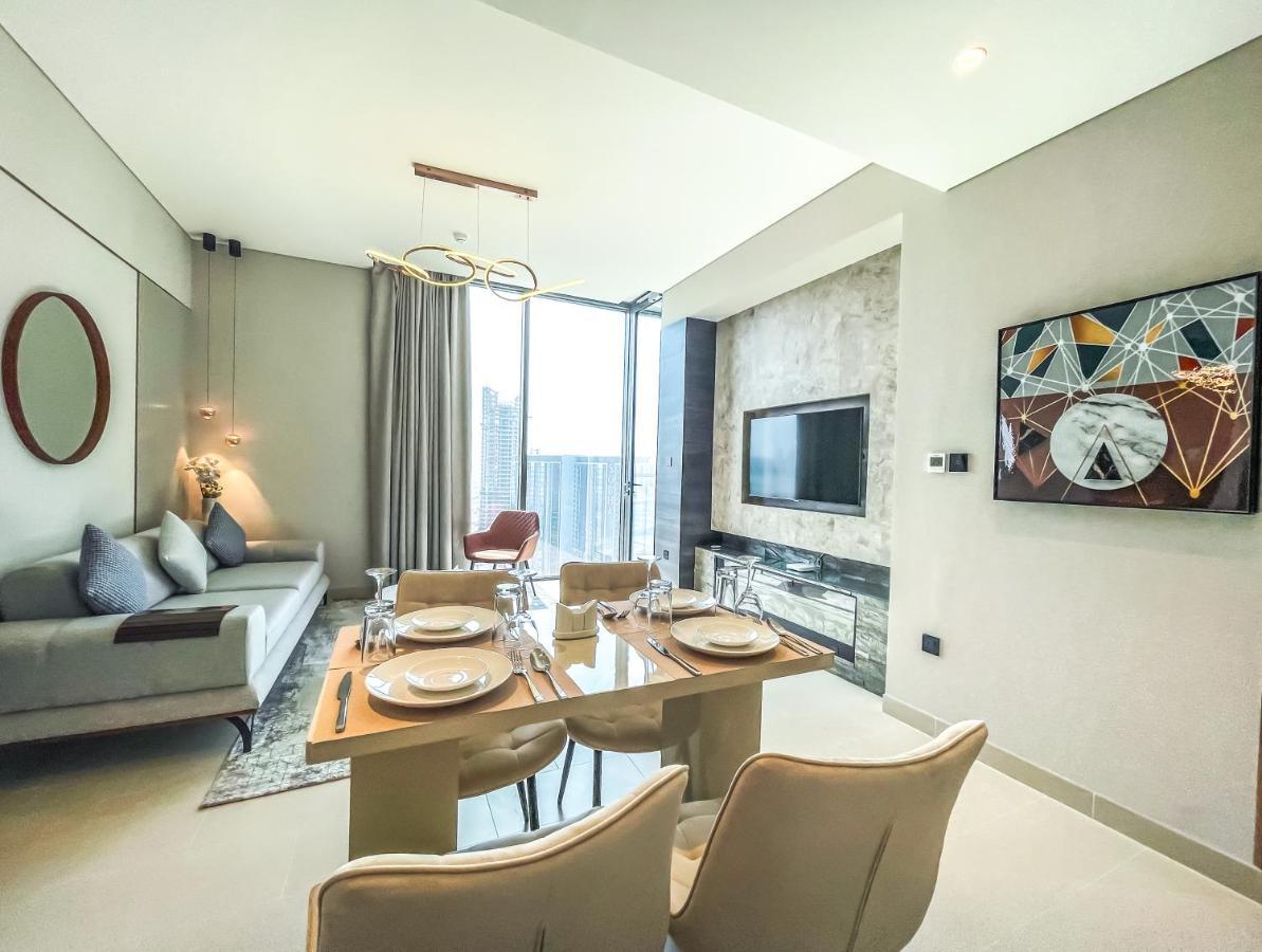 Stay By Latinem Luxury 2Br Holiday Home Cv B2513 Near Burj Khalifa Дубай Екстериор снимка
